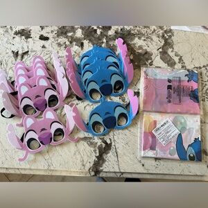Stitch and Angel party masks (10) and 2 table cloths for birthday party Disney
